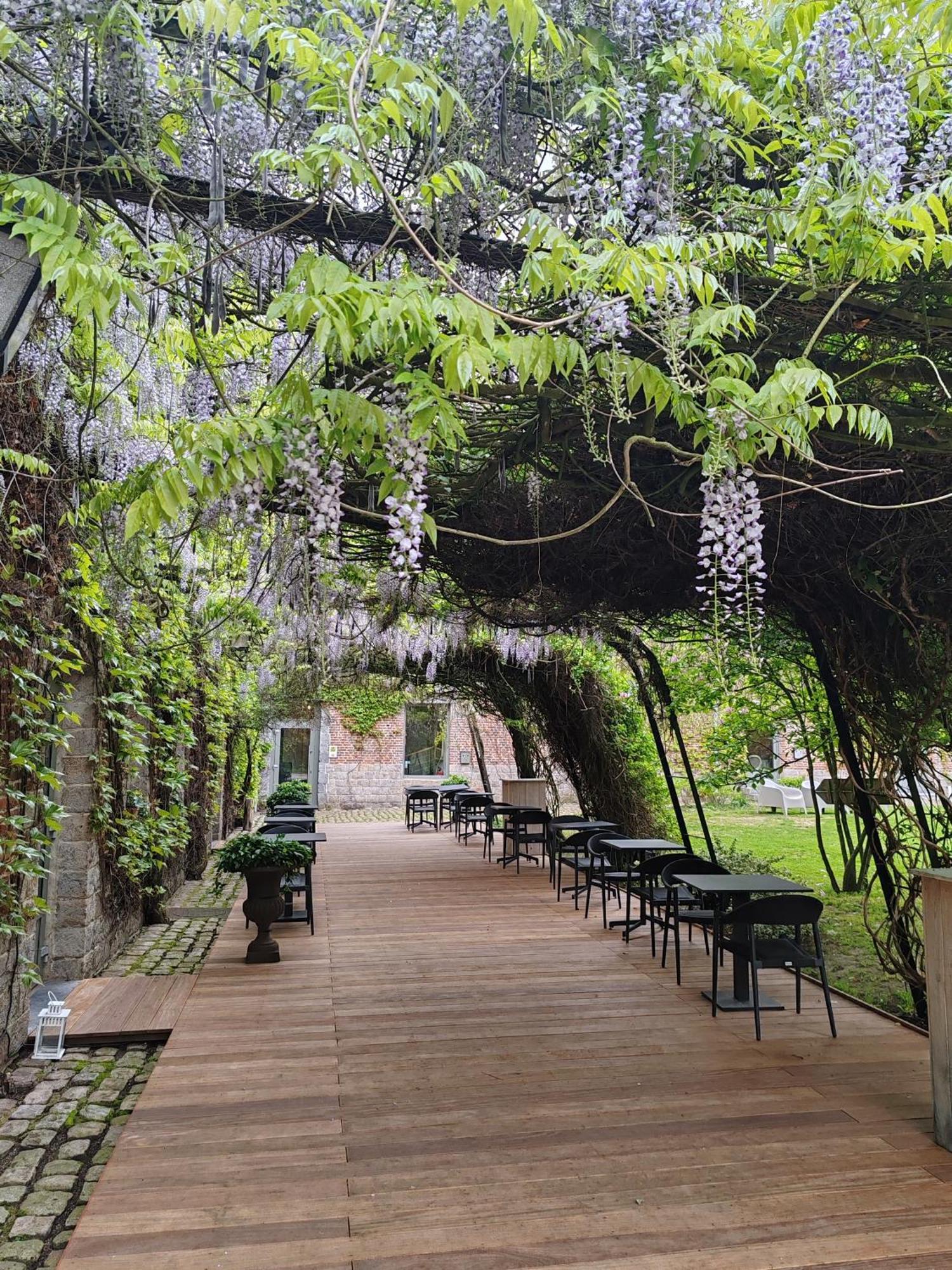 Logis-Hotel-Restaurant La Gentilhommiere Artres Exterior foto
